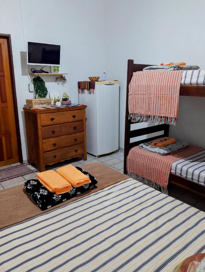 Suite Pe Na Areia- Espaco Independente Na Praia Do Curral Com Localizacao Privilegiada - Simplicidade E Comodidade Com O Por Do Sol Mais Lindo De Ilhabela - Melhor Custo Beneficio Para Ate 4 Pessoas , Na Av Jose Pacheco Do Nascimento Nº 7682 Luaran gambar