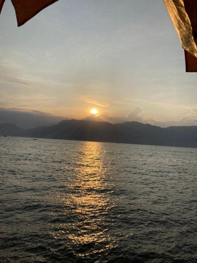Suite Pe Na Areia- Espaco Independente Na Praia Do Curral Com Localizacao Privilegiada - Simplicidade E Comodidade Com O Por Do Sol Mais Lindo De Ilhabela - Melhor Custo Beneficio Para Ate 4 Pessoas , Na Av Jose Pacheco Do Nascimento Nº 7682 Luaran gambar